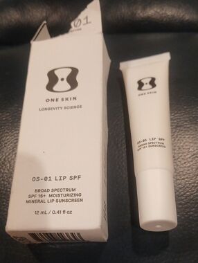 OS-01 Lip SPF Mineral Lip Sunscreen - White